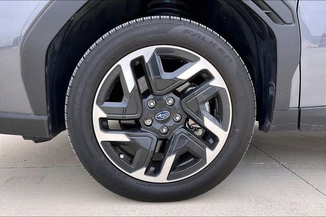 Used 2025 Subaru Forester Limited w/ Popular Package #2 image 9