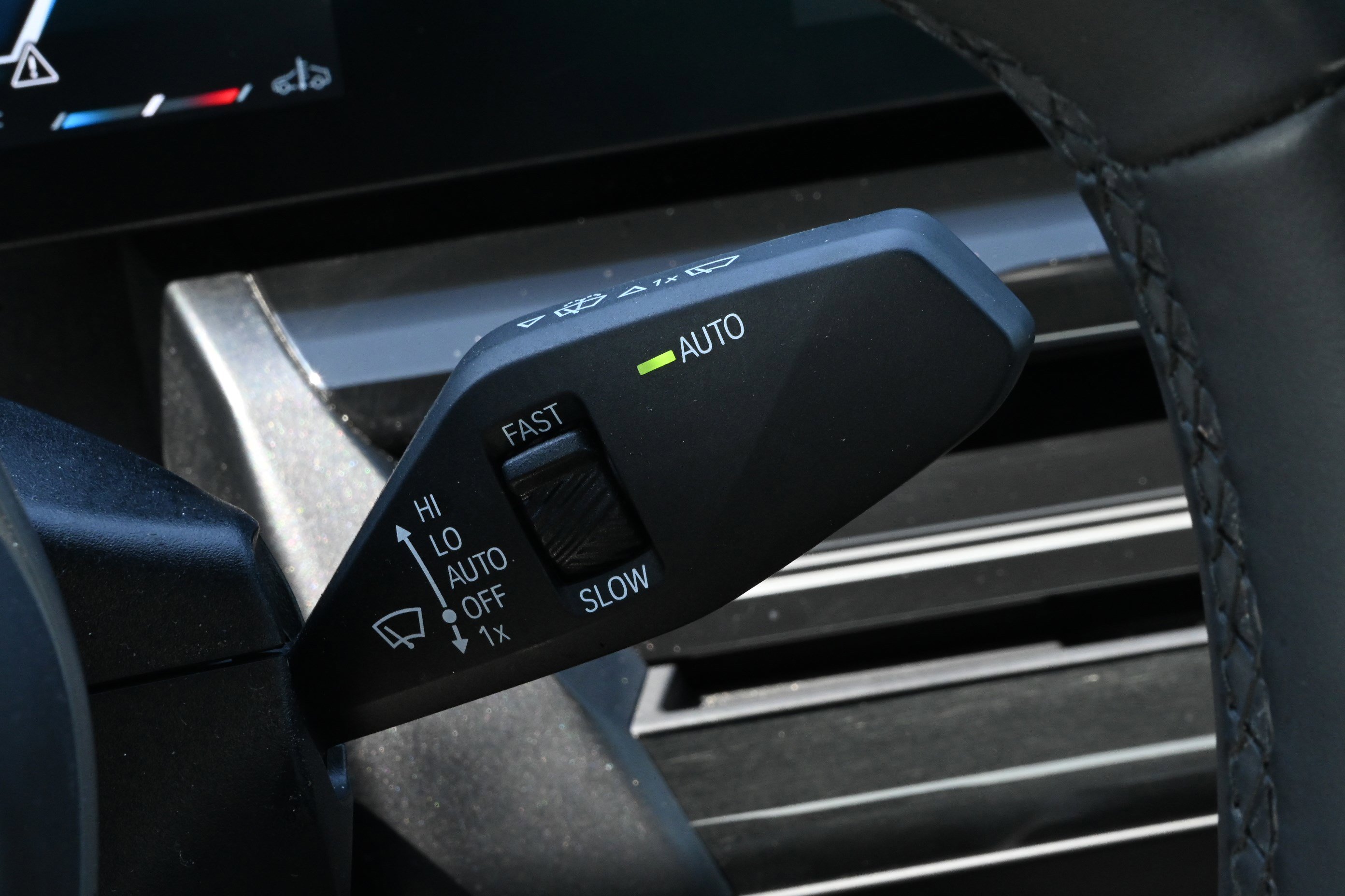 Certified 2024 BMW 530i w/ Convenience Package image 32