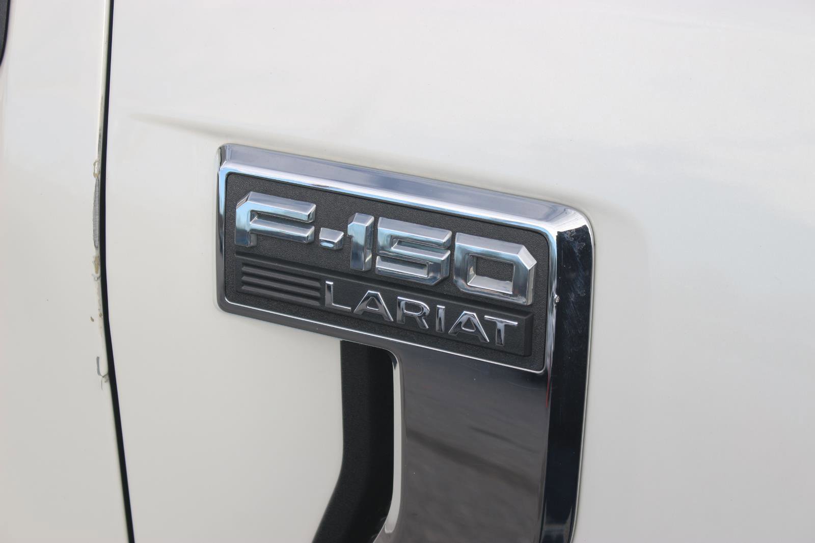 Used 2023 Ford F150 Lariat image 11