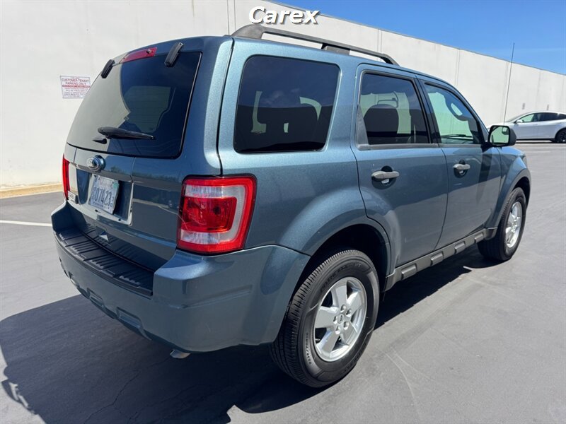 Used 2011 Ford Escape XLT FWD image 12