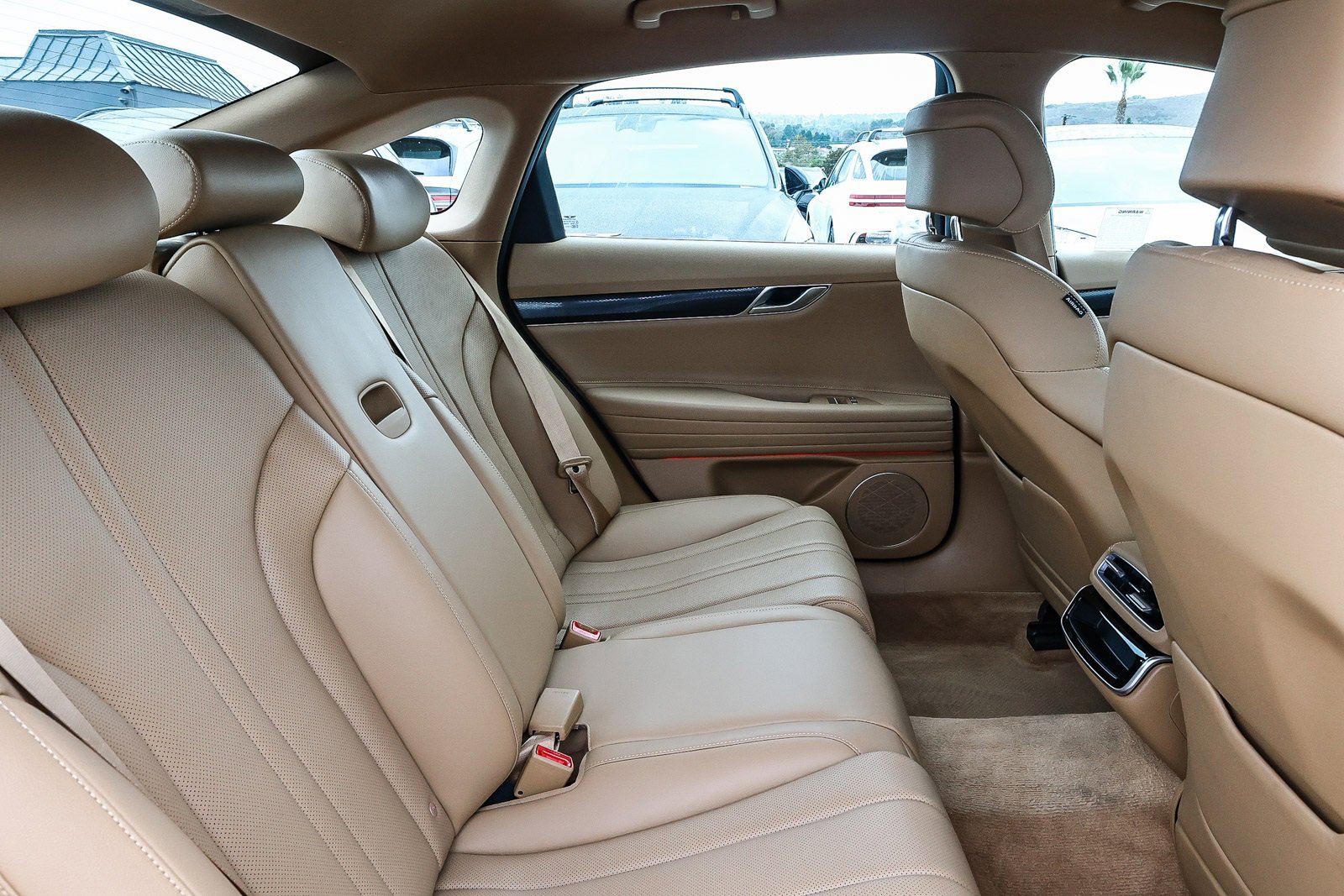 Used 2025 Genesis G80 2.5T image 18