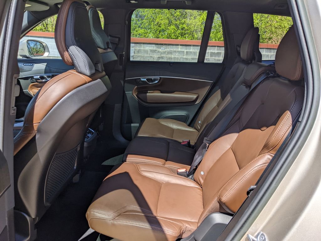 Used 2023 Volvo XC90 B6 Ultimate w/ Protection Package Premier AWD/4WD image 23
