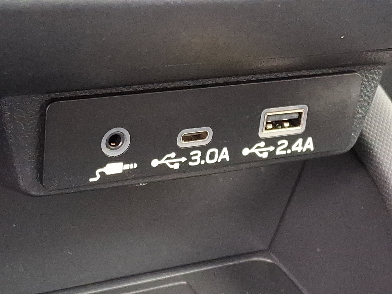 Certified 2025 Subaru Forester Limited image 26