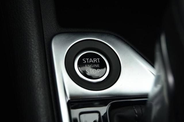 New 2025 Nissan Sentra SV image 17