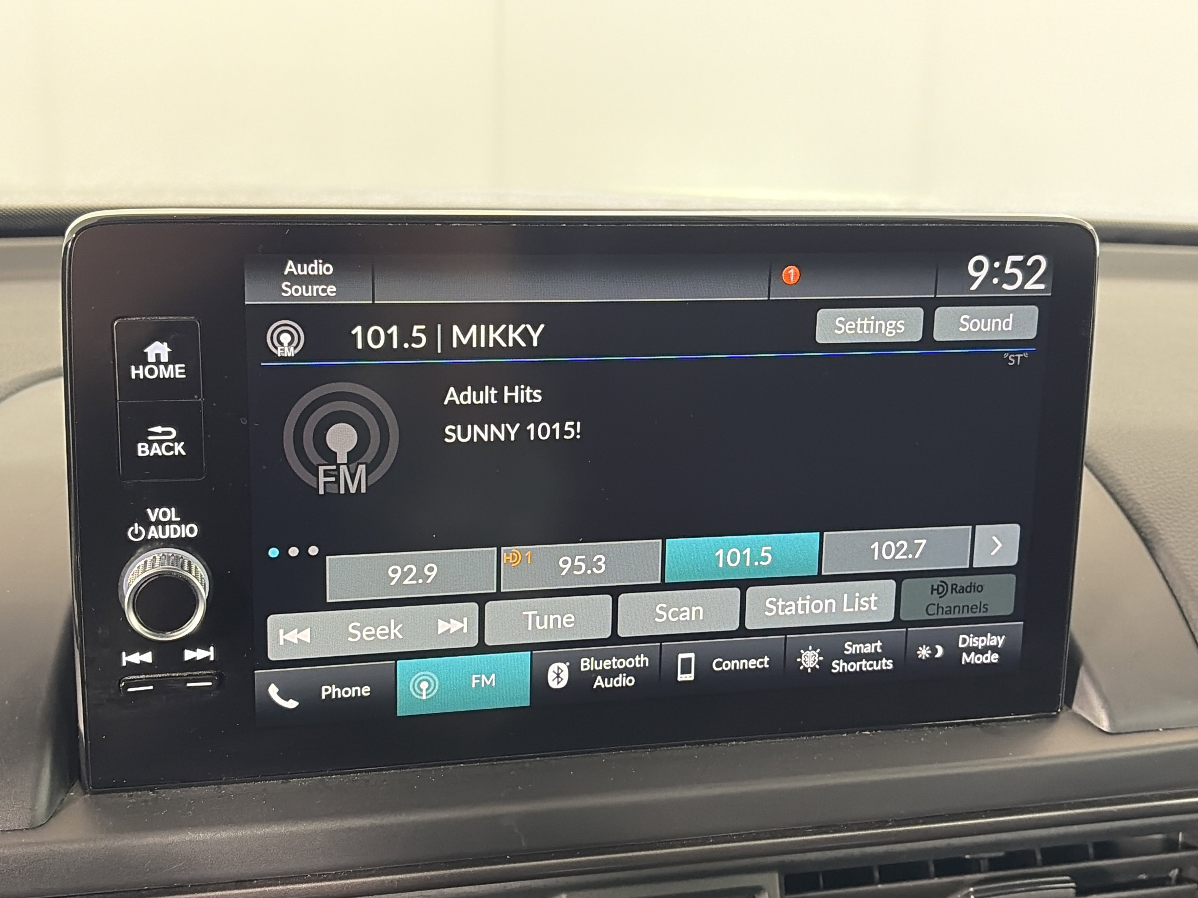 Used 2023 Honda Pilot TrailSport image 21