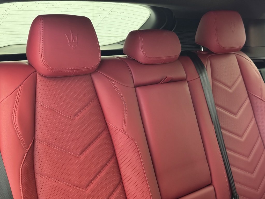 New 2024 Maserati Grecale Trofeo image 53