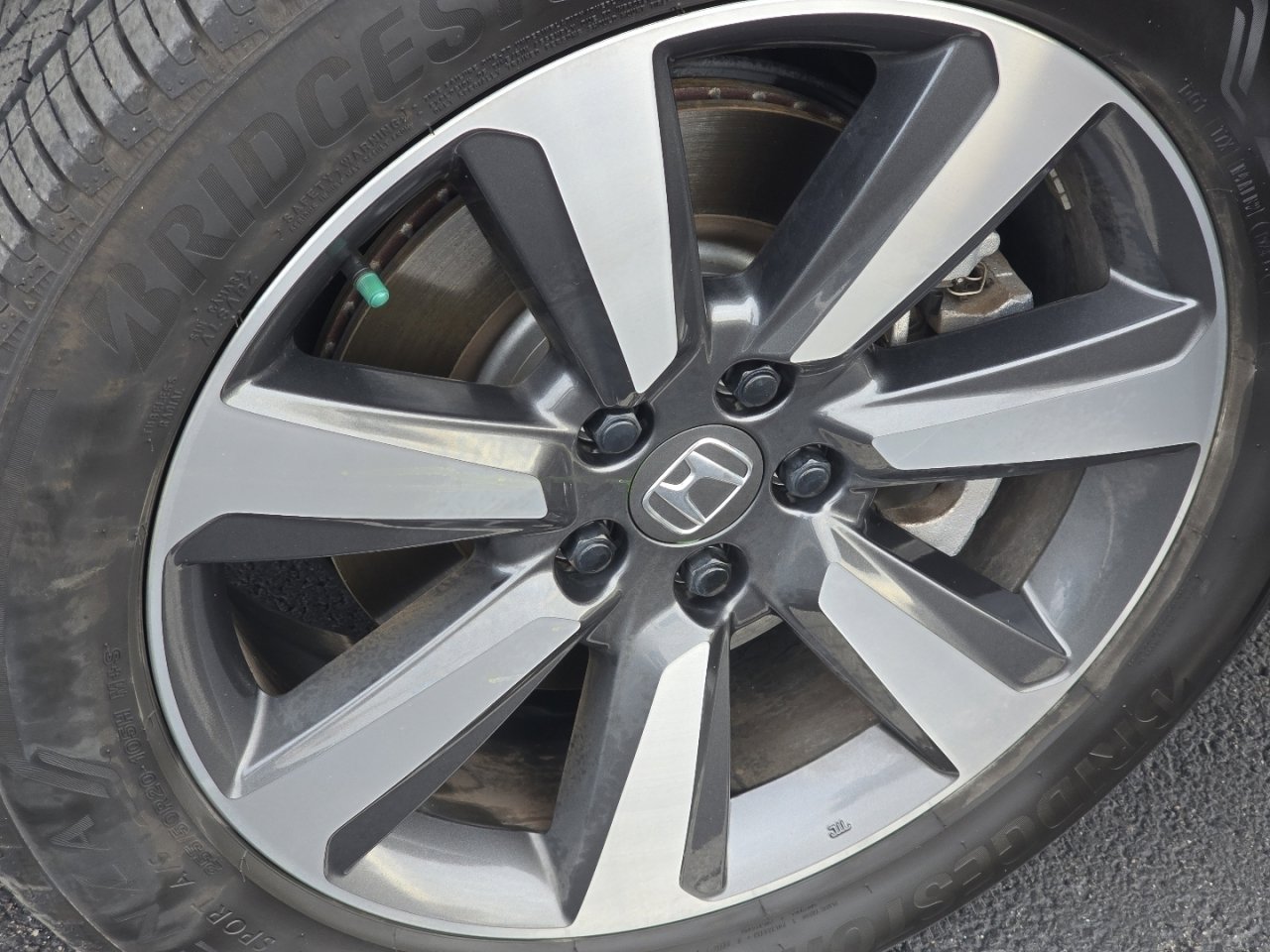 Used 2025 Honda Pilot Touring image 12