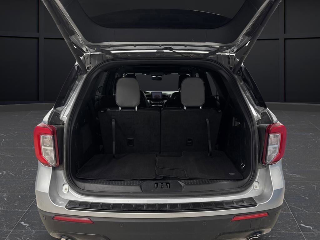 Used 2023 Ford Explorer ST-Line image 15