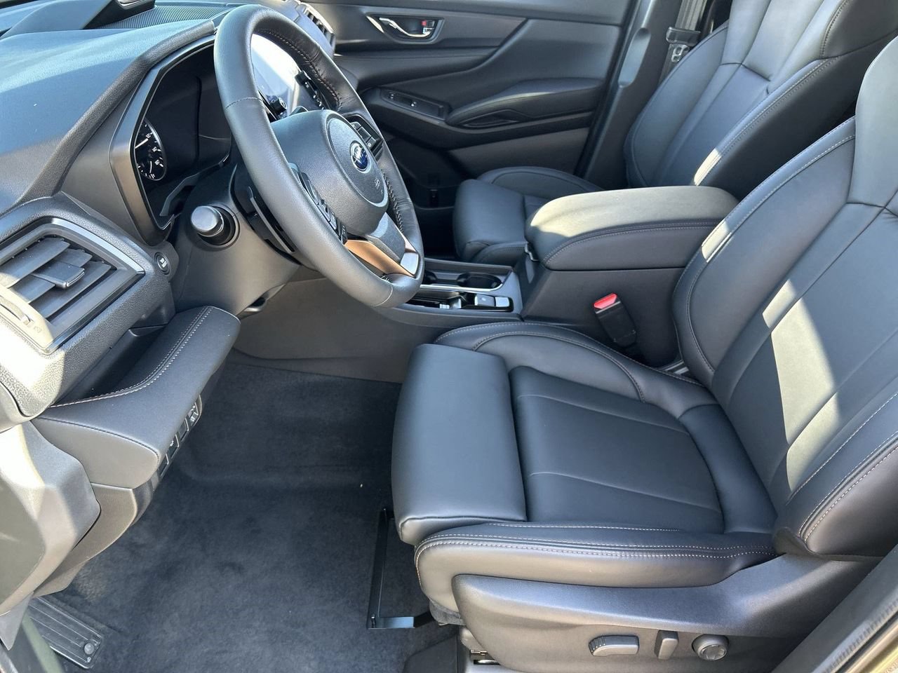 New 2026 Subaru Ascent Limited Bronze w/ Popular Package #2 AWD/4WD image 15