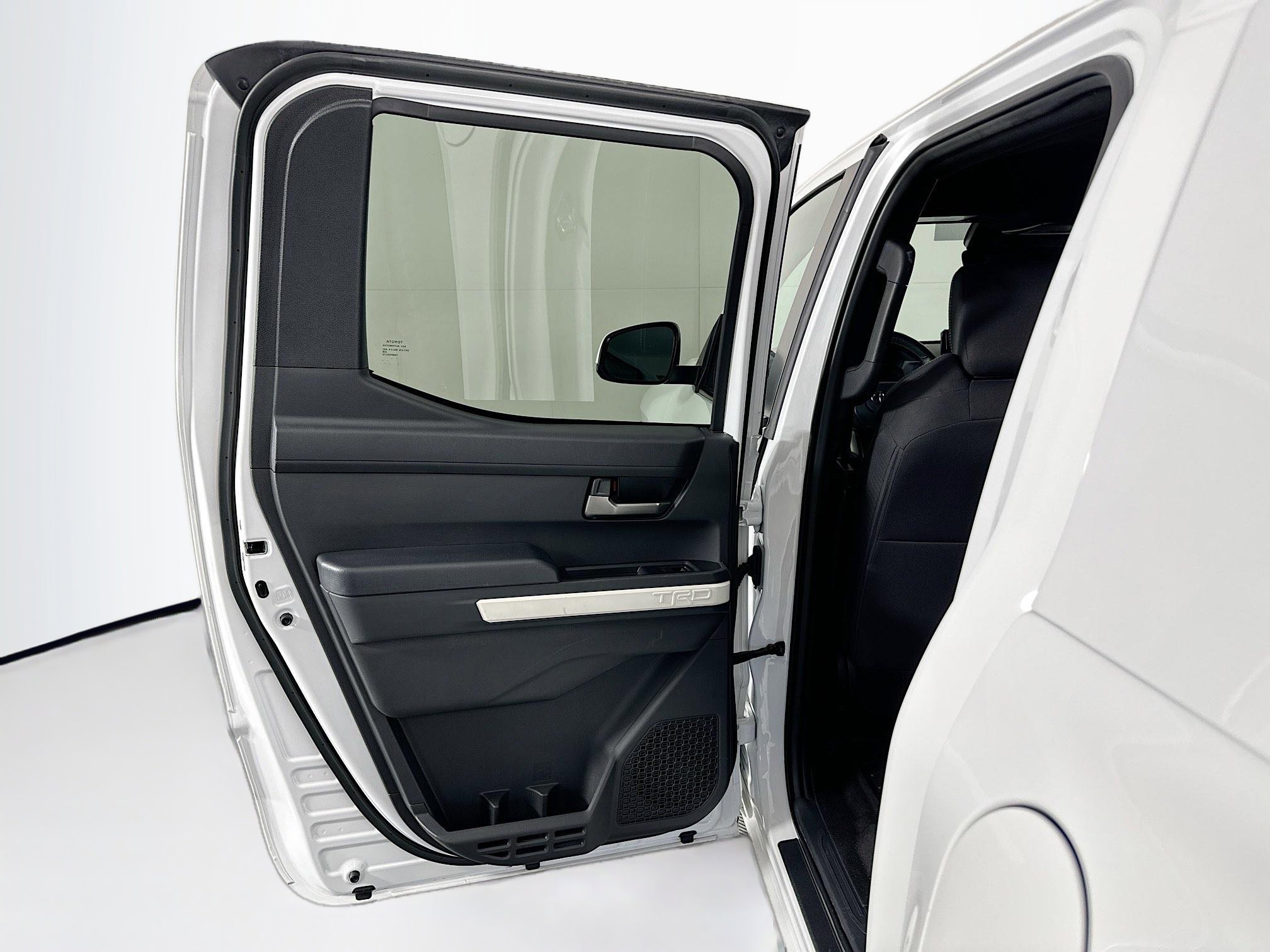 Used 2024 Toyota Tacoma TRD Off-Road image 25