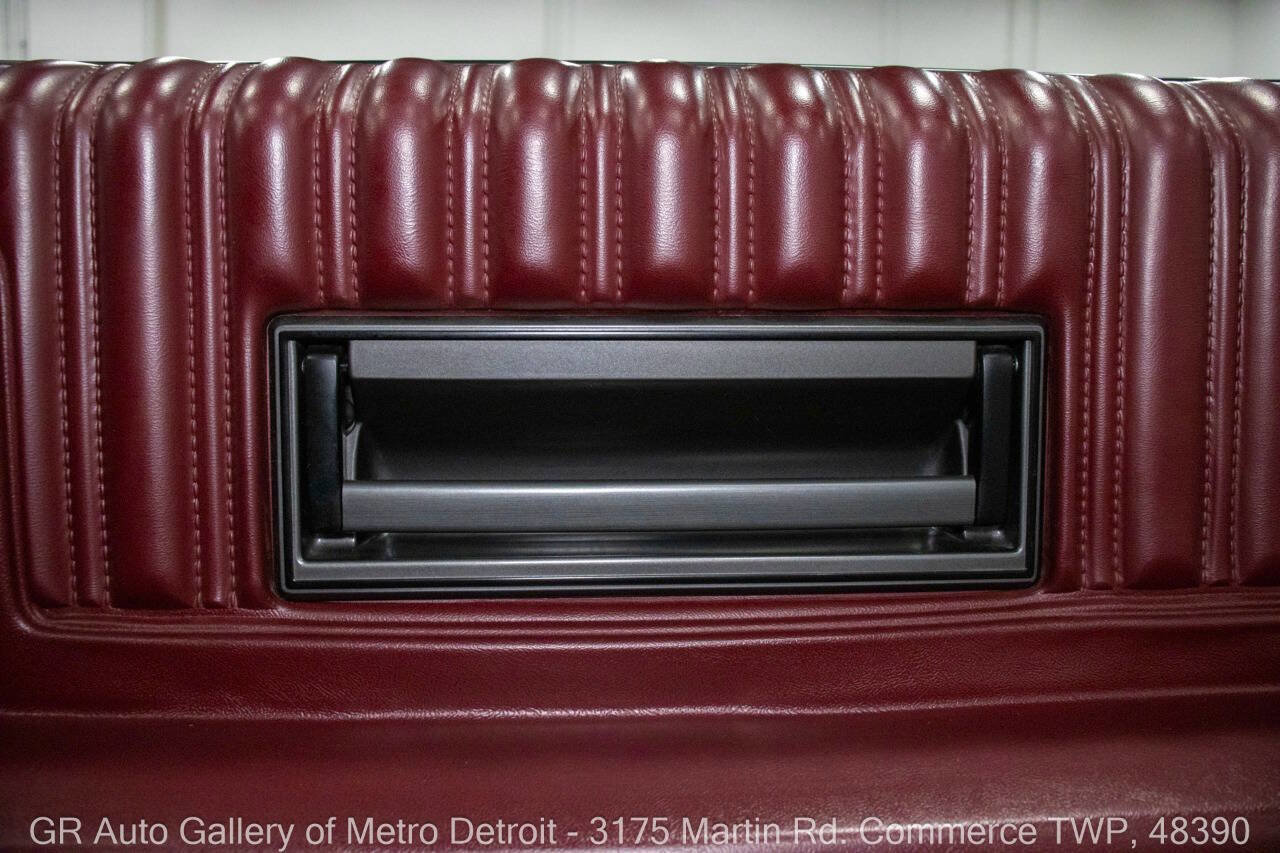 Used 1988 Oldsmobile Toronado Trofeo image 36