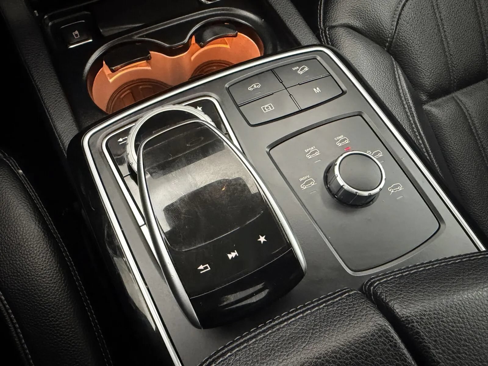 Used 2018 Mercedes-Benz GLS 450 4MATIC image 28