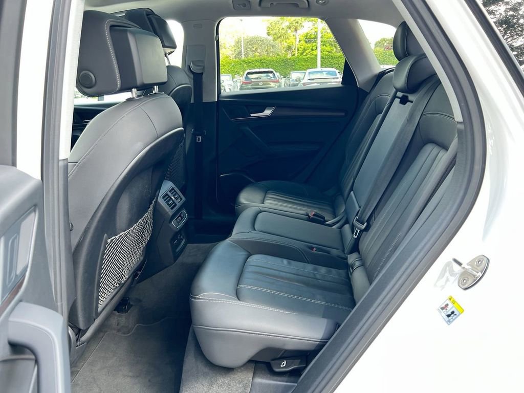 Used 2021 Audi Q5 2.0T Premium Plus w/ Premium Plus Package AWD/4WD image 19