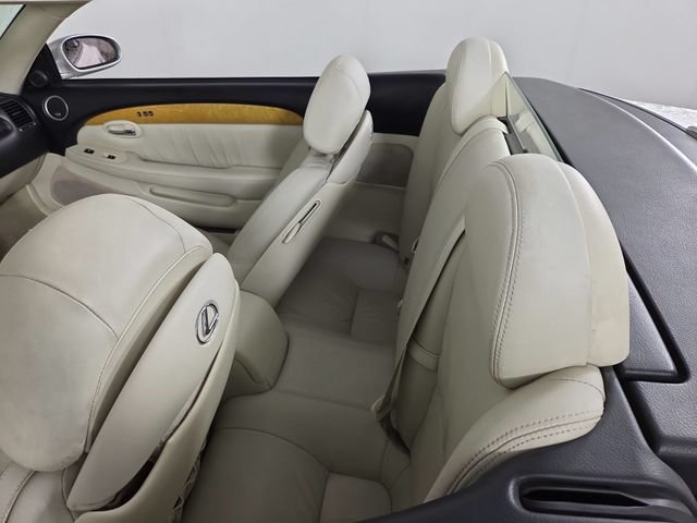 Used 2003 Lexus SC 430 Convertible RWD image 15