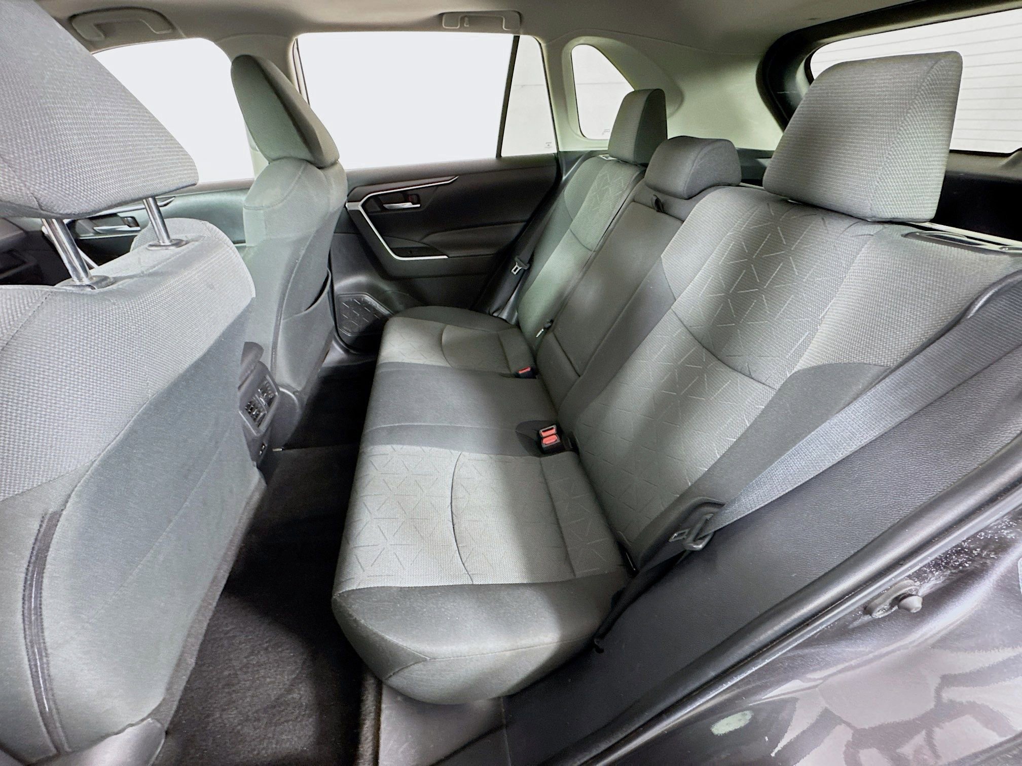 Certified 2022 Toyota RAV4 XLE w/ Convenience Package image 18