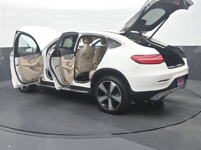 Used 2019 Mercedes-Benz GLC 300 4MATIC Coupe image 39