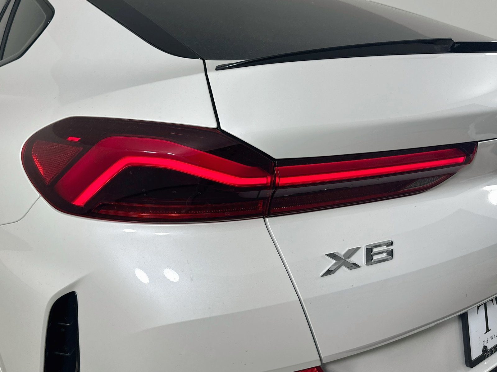 New 2027 BMW X6 xDrive40i AWD/4WD image 11