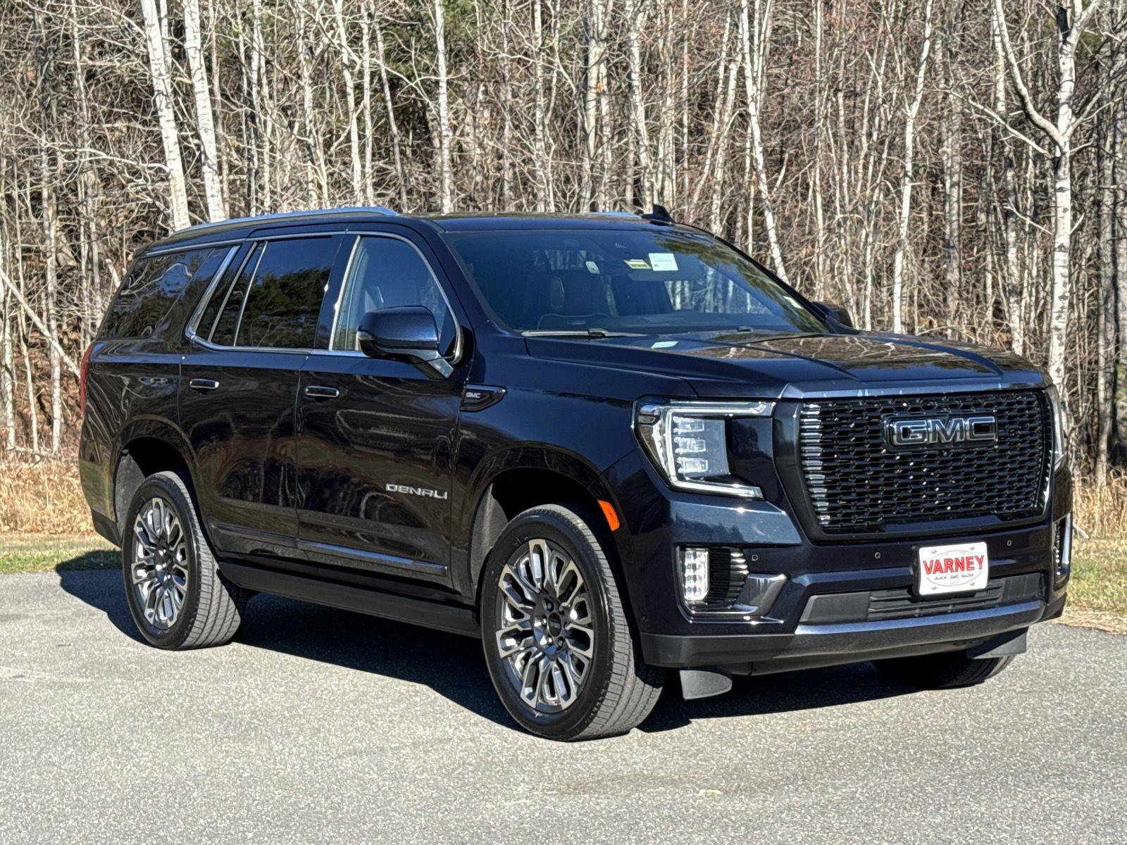Used 2023 GMC Yukon Denali Ultimate image 3