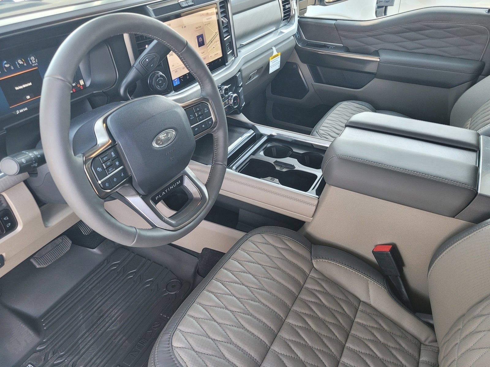 New 2026 Ford F350 Platinum w/ Platinum Plus Package AWD/4WD image 11
