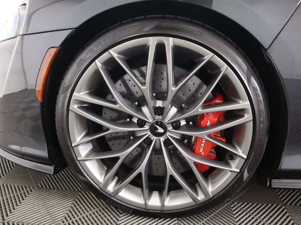 Used 2023 McLaren GT image 27