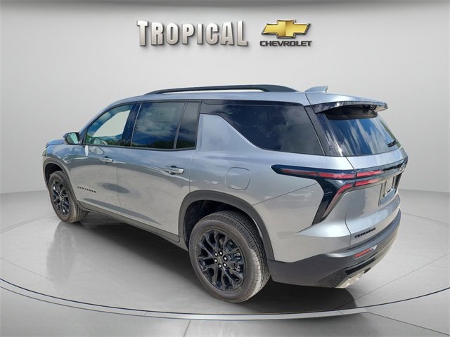 New 2026 Chevrolet Traverse LT w/ Midnight/Sport Edition image 3