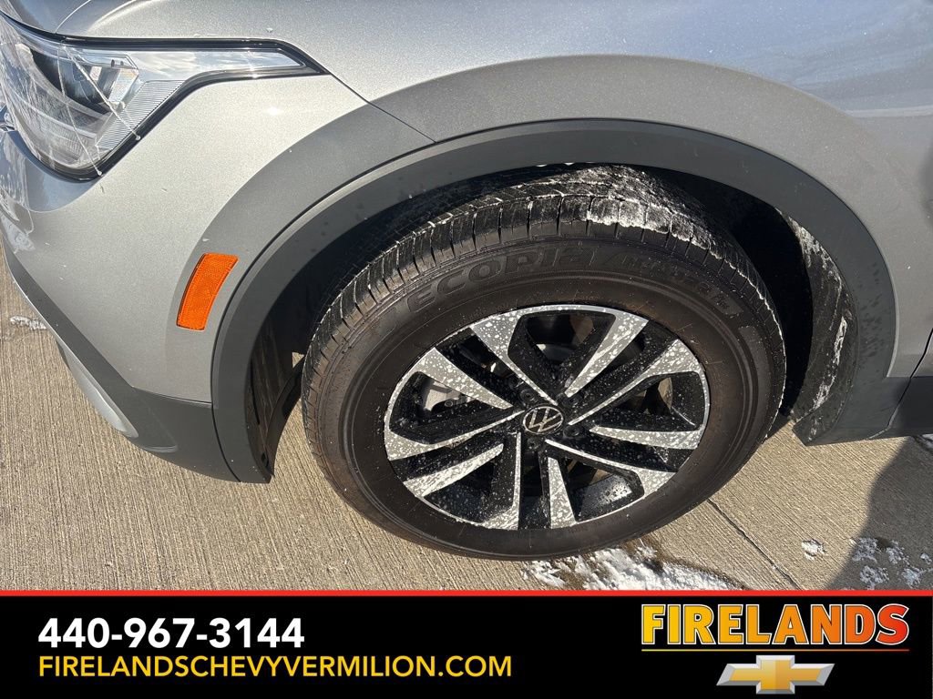 Used 2024 Volkswagen Tiguan S image 53