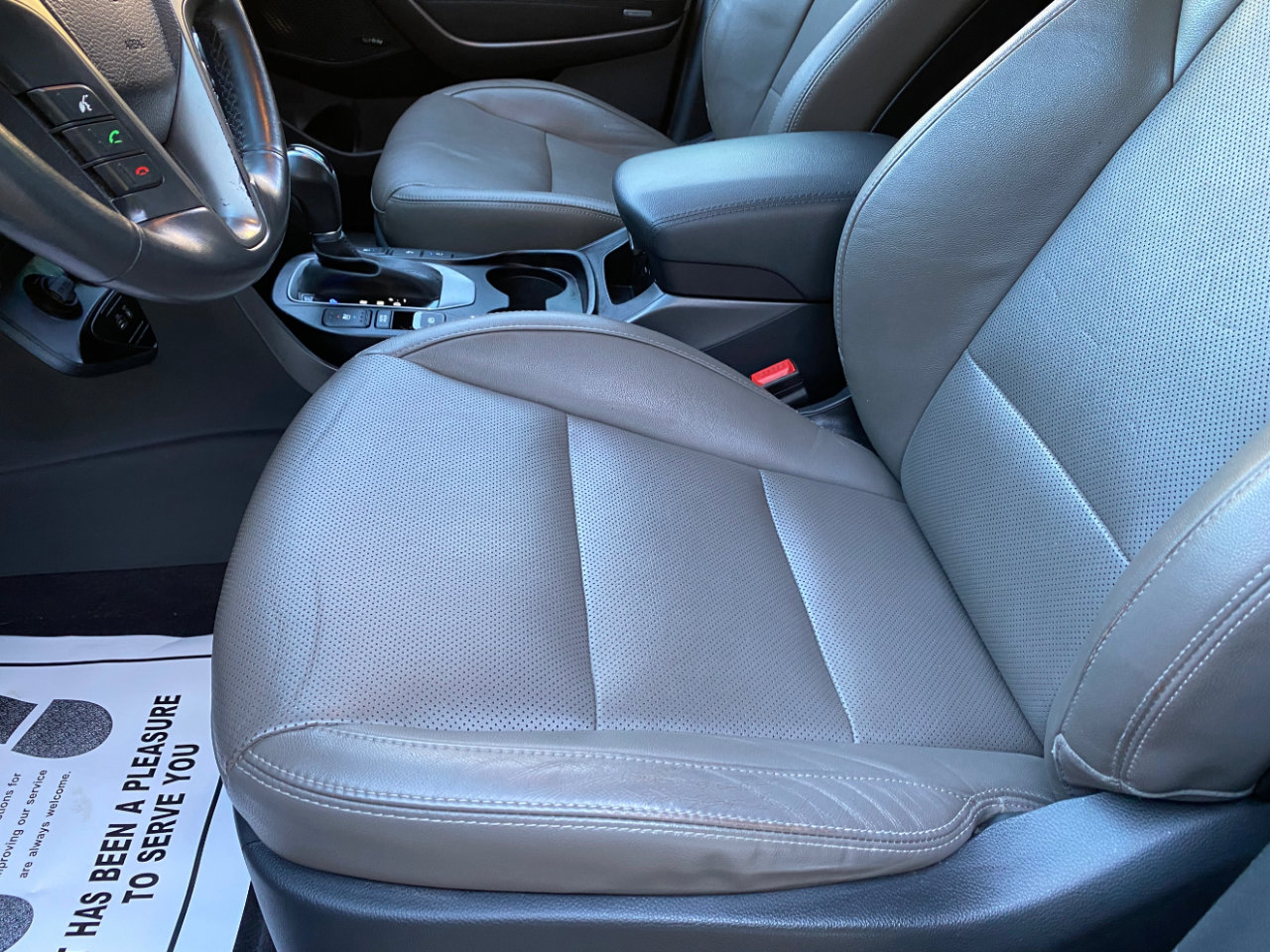 Used 2017 Hyundai Santa Fe SE Ultimate 3.3L Auto w/ SE Ultimate Tech Package 03 image 24