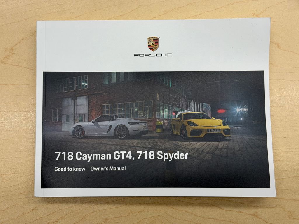 Used 2021 Porsche 718 Boxster Spyder RWD image 38