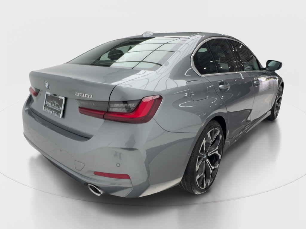 Used 2026 BMW 330i Sedan RWD image 8