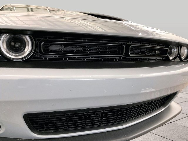 Used 2022 Dodge Challenger GT w/ Blacktop Package AWD/4WD image 29