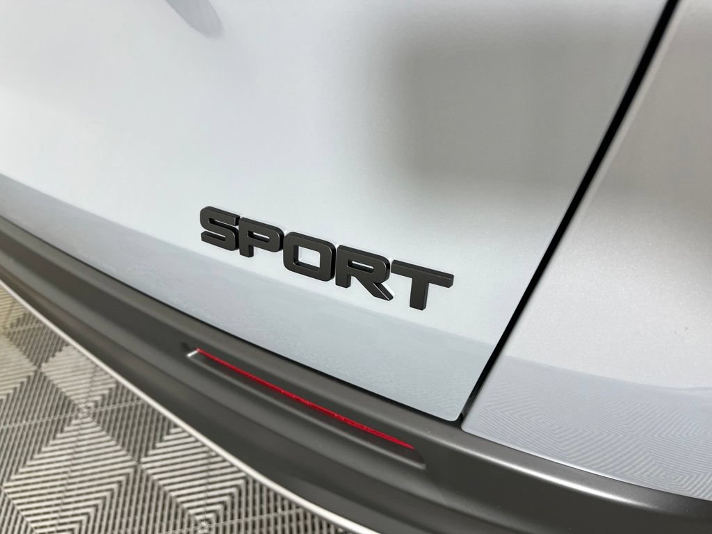 Certified 2026 Honda HR-V Sport image 4