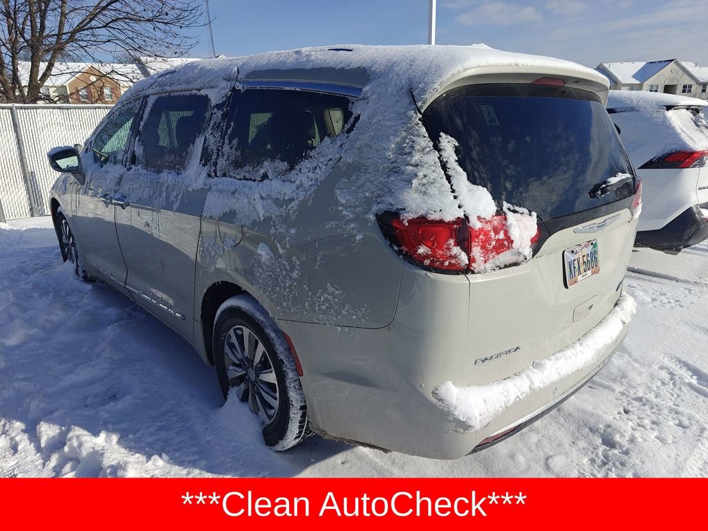 Used 2020 Chrysler Pacifica Limited image 5
