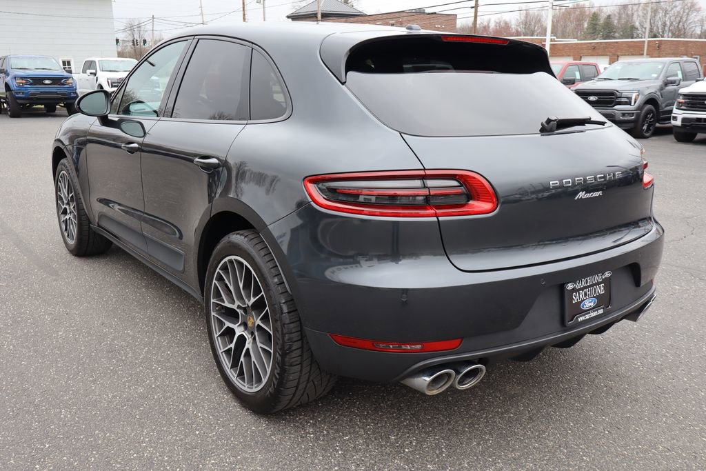 Used 2018 Porsche Macan Sport Edition w/ Driver Memory Package image 15