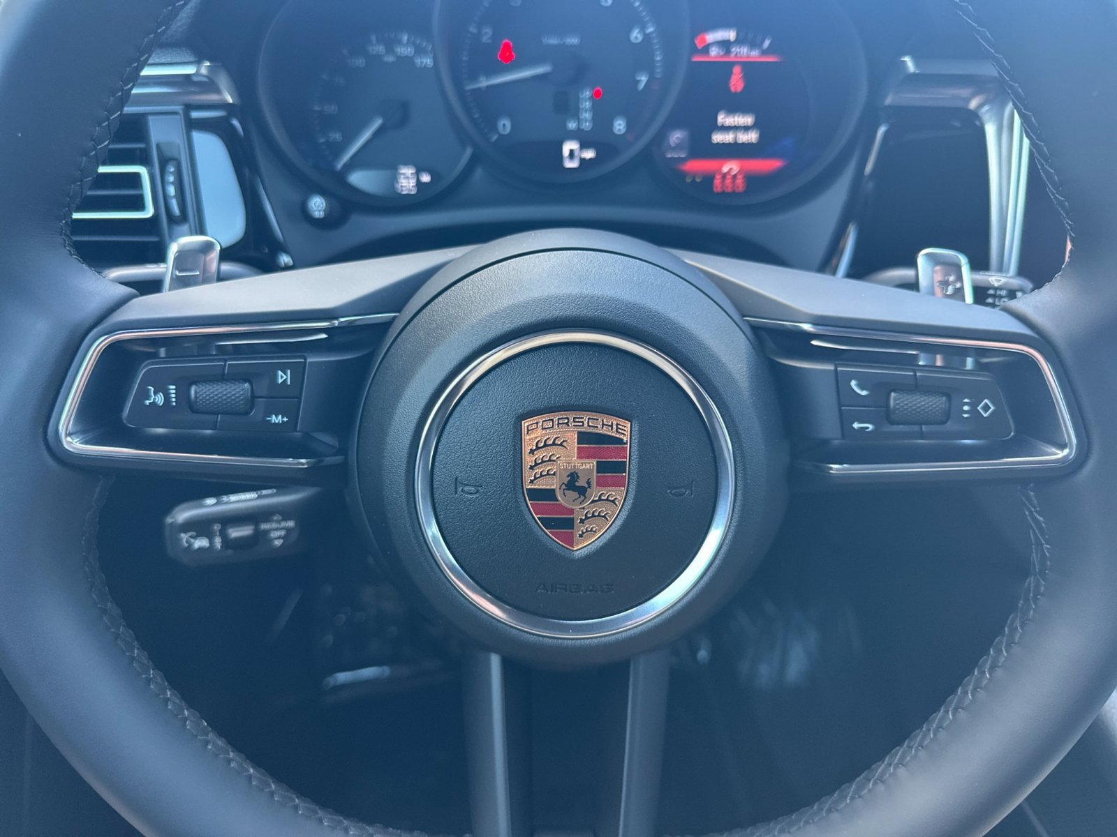 New 2026 Porsche Macan AWD/4WD image 15