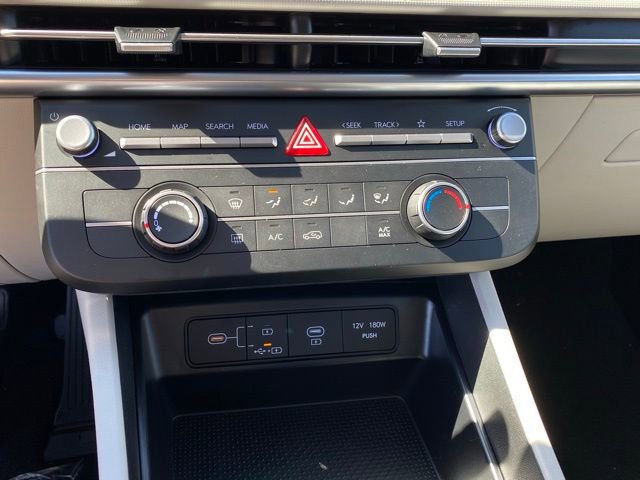 Used 2025 Hyundai Tucson SE image 17