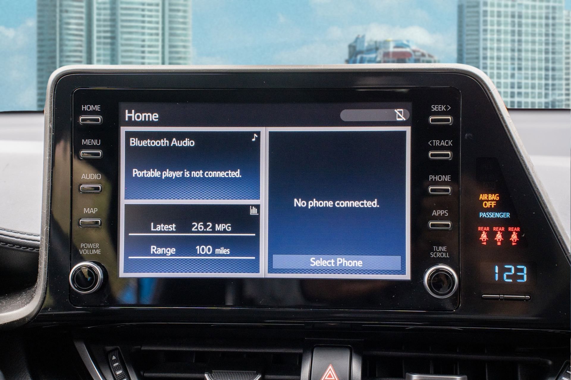 Used 2019 Toyota C-HR XLE image 21