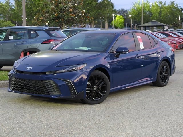 New 2026 Toyota Camry SE FWD image 1