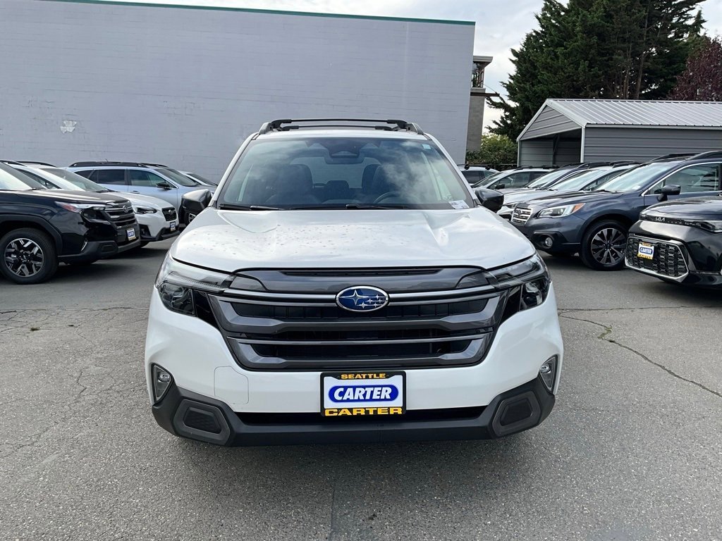 Certified 2025 Subaru Forester Limited image 2