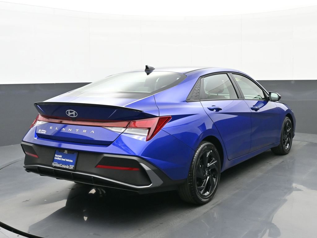 Certified 2026 Hyundai Elantra Sport w/ Cargo Package FWD image 4