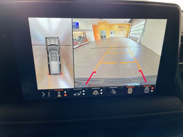 Used 2024 GMC Yukon XL AT4 w/ AT4 Premium Plus Package image 25