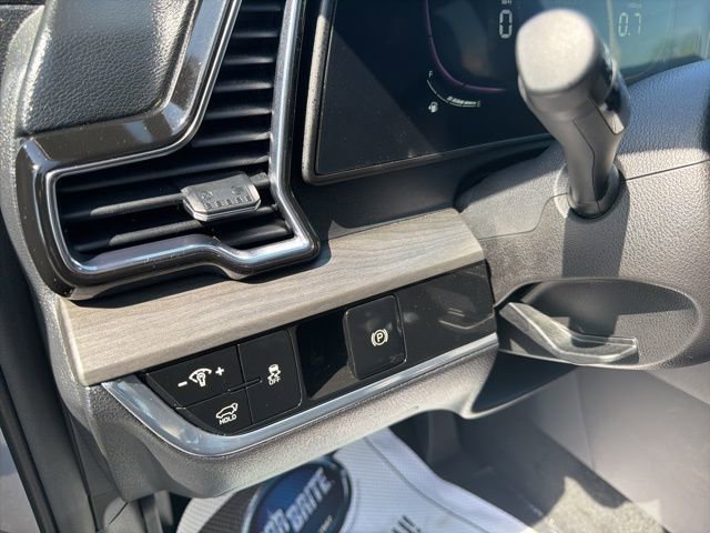 Used 2023 Kia Sportage X-Line w/ X-Line Premium Package image 26