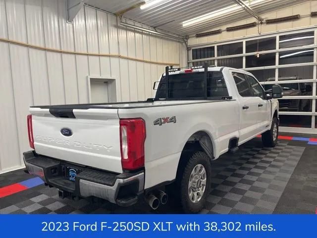 Used 2023 Ford F250 XLT image 3