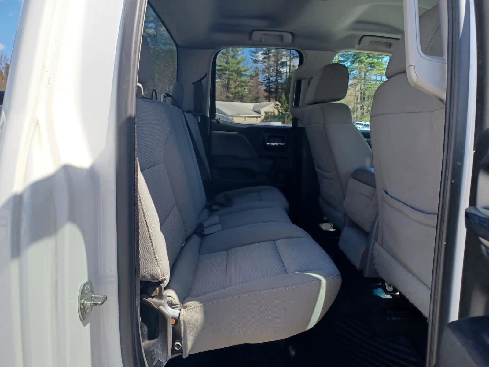 Used 2019 Chevrolet Silverado 2500 W/T AWD/4WD image 18