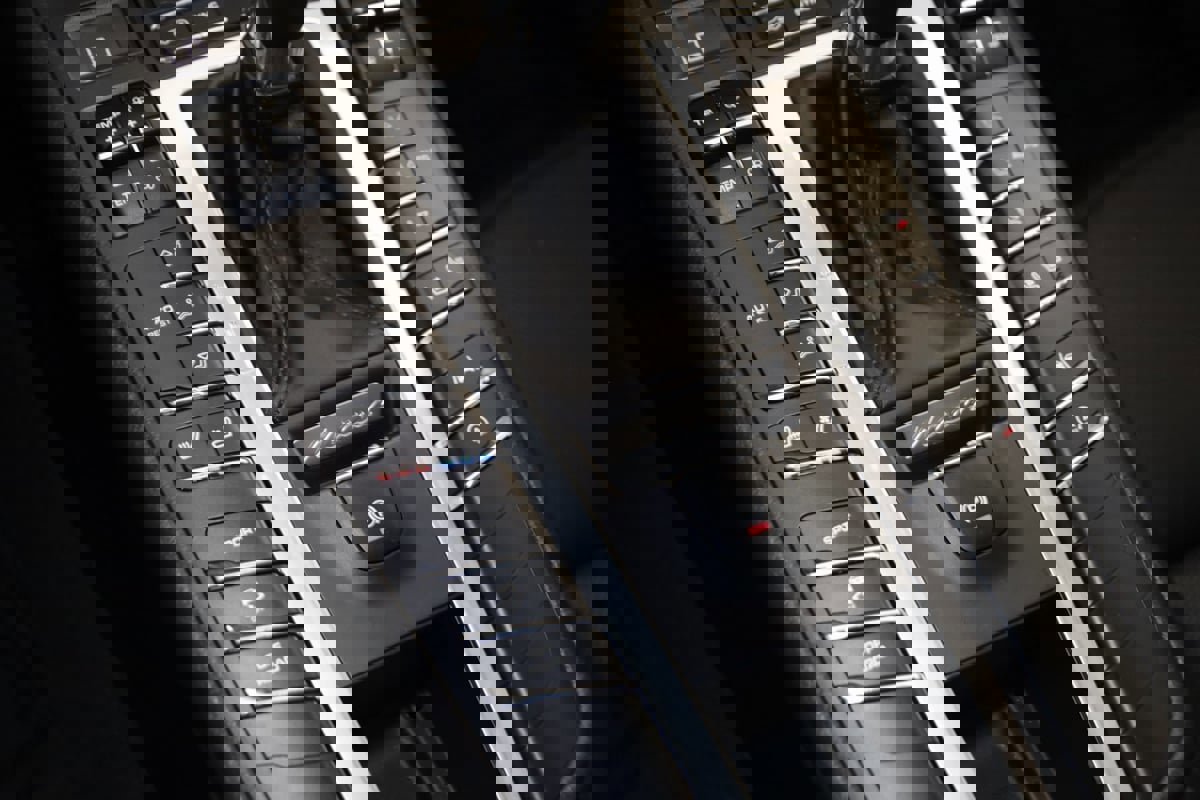 Used 2020 Porsche Macan image 30