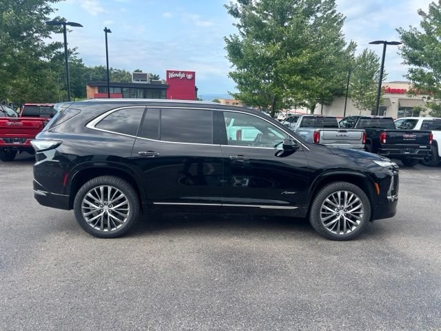 Used 2026 Buick Enclave Avenir w/ Super Cruise Package AWD/4WD image 4