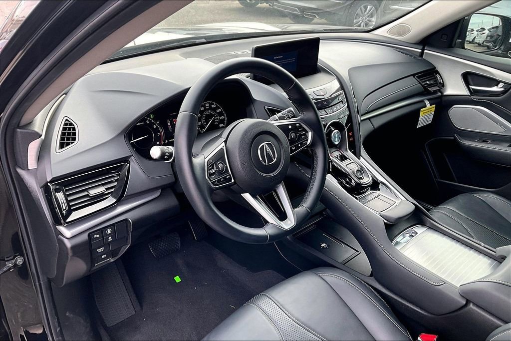 Used 2026 Acura MDX A-Spec image 17