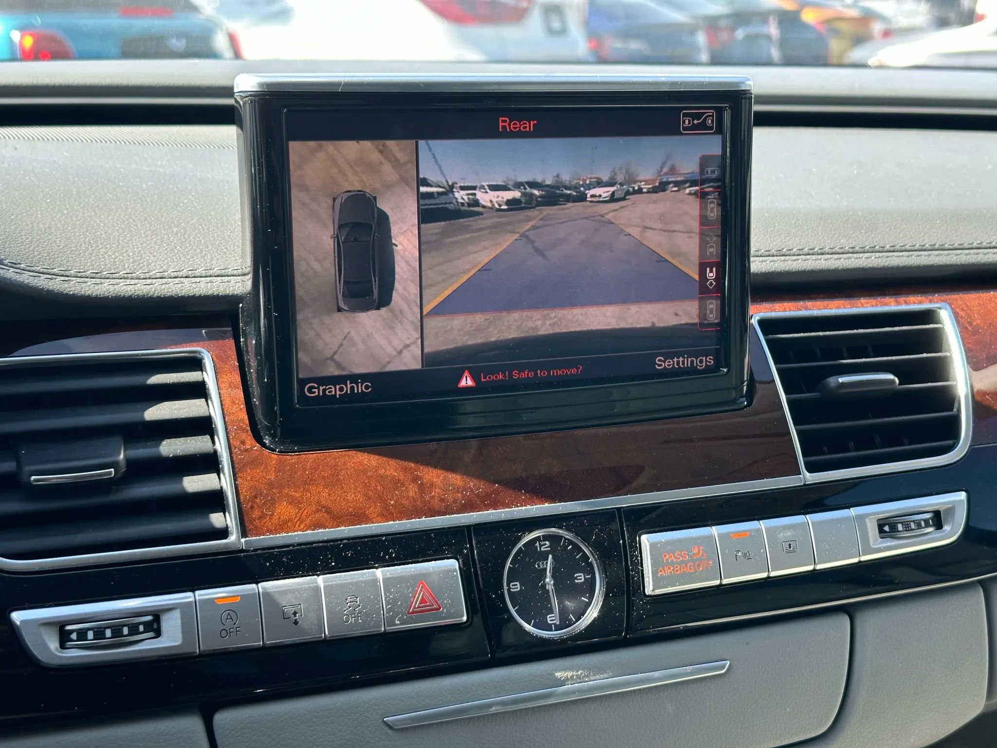 Used 2014 Audi A8 L 4.0T image 42