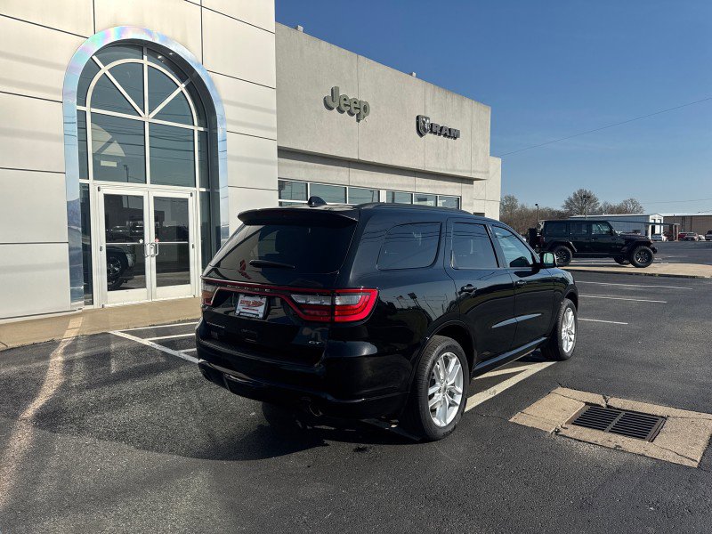 Used 2024 Dodge Durango GT RWD image 5