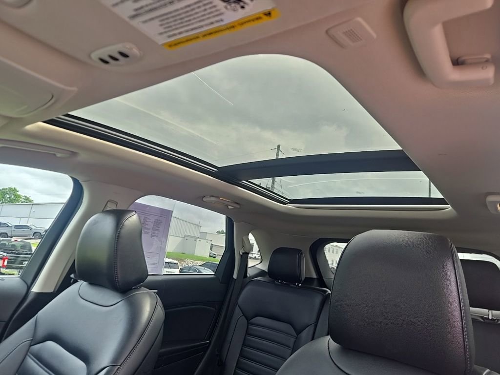 Used 2022 Ford Edge SEL w/ Convenience Package AWD/4WD image 10