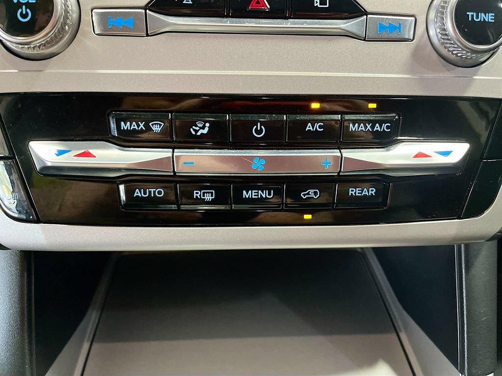 Used 2023 Ford Explorer XLT w/ Equipment Group 202A AWD/4WD image 15